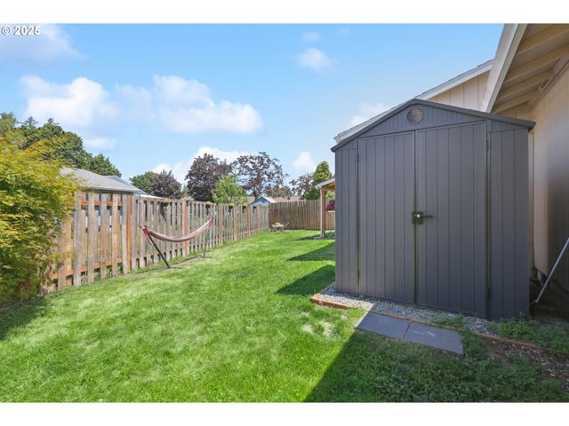 1700 Ne 231ST Ct, Wood Village, OR 97060