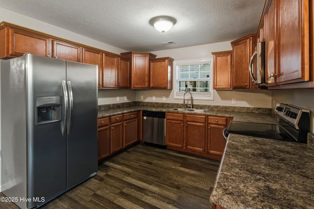 207 Seville Street, Jacksonville, NC 28546