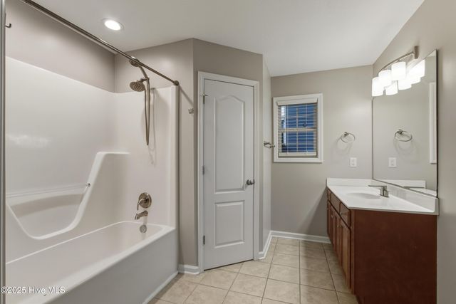 207 Seville Street, Jacksonville, NC 28546