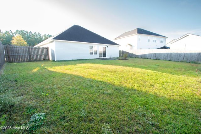 207 Seville Street, Jacksonville, NC 28546