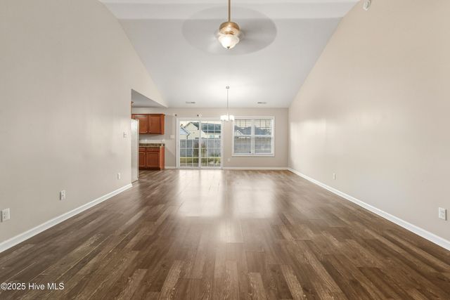 207 Seville Street, Jacksonville, NC 28546