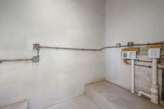 1512 Fletcher St, Hollywood, FL 33020