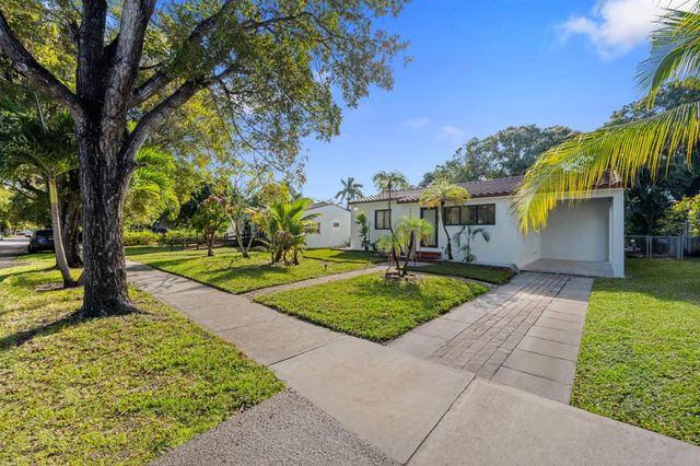 1512 Fletcher St, Hollywood, FL 33020
