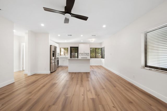 1512 Fletcher St, Hollywood, FL 33020