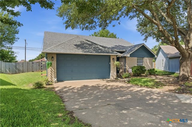 4810 Stone Pointe Drive, Temple, TX 76502