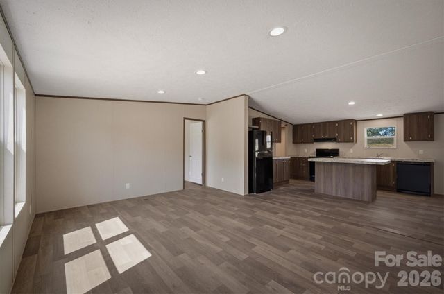 1862 Mesa Drive, Vale, NC 28168
