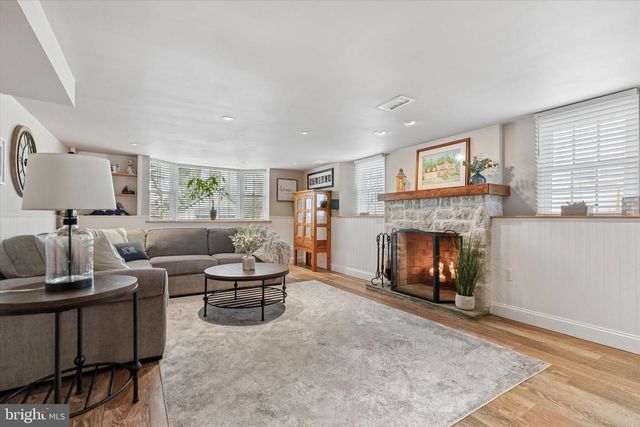 181 SLEIGHRIDE RD, Willow Grove, PA 19090