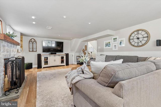 181 SLEIGHRIDE RD, Willow Grove, PA 19090