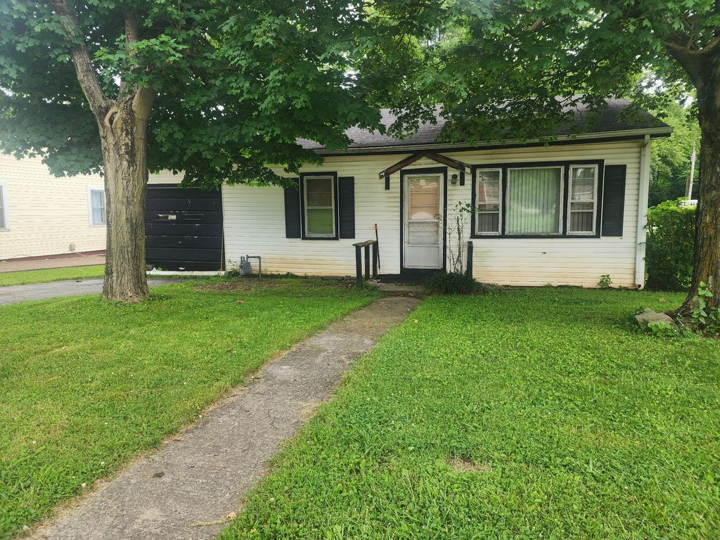 2100 Poplar St, Hopkinsville, KY 42240