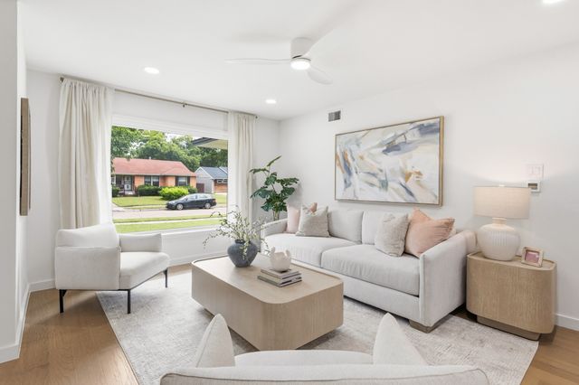 2324 Materhorn Drive, Dallas, TX 75228