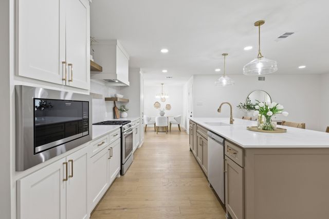 2324 Materhorn Drive, Dallas, TX 75228