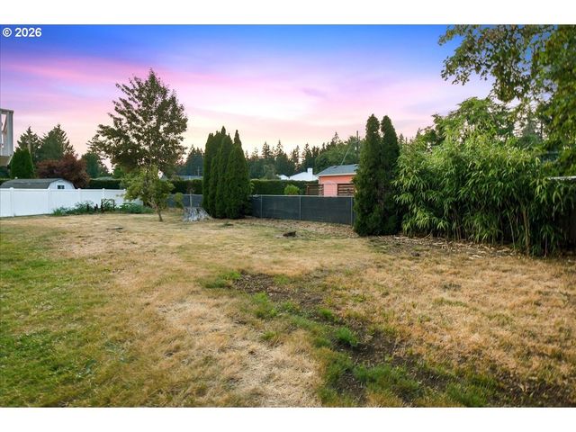 15016 Ne 74TH St, Vancouver, WA 98682