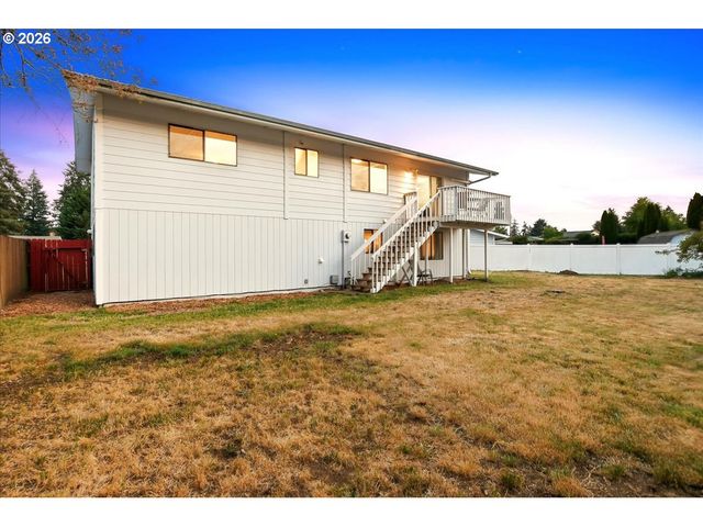 15016 Ne 74TH St, Vancouver, WA 98682