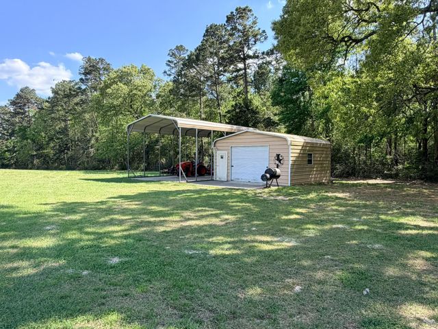 16742 Fm 831, Buffalo, TX 75831