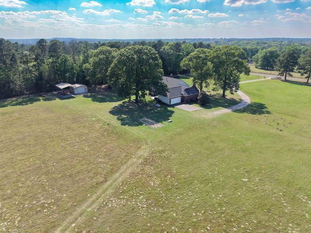 16742 Fm 831, Buffalo, TX 75831