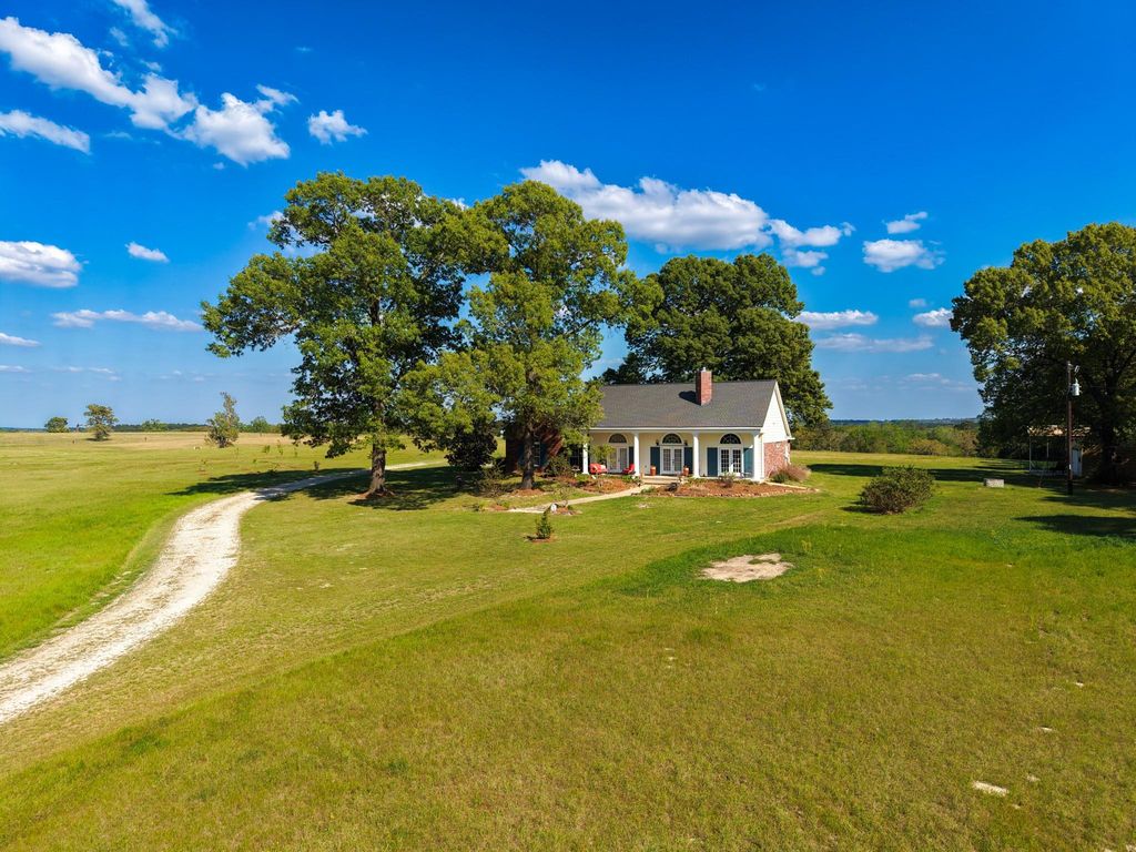 16742 Fm 831, Buffalo, TX 75831