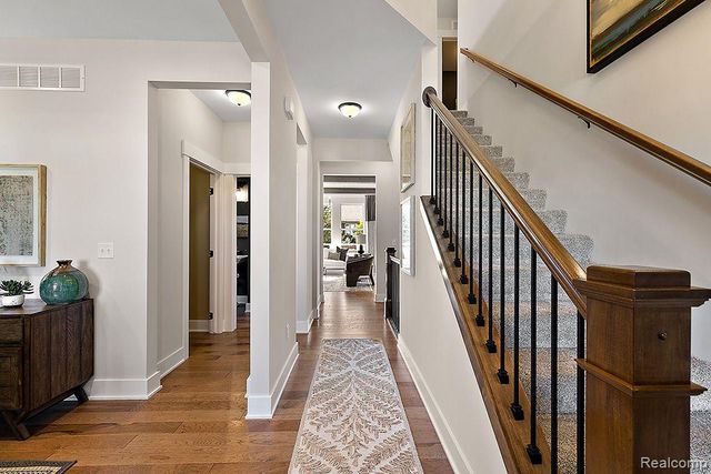 26718 Starters Way, South Lyon, MI 48178