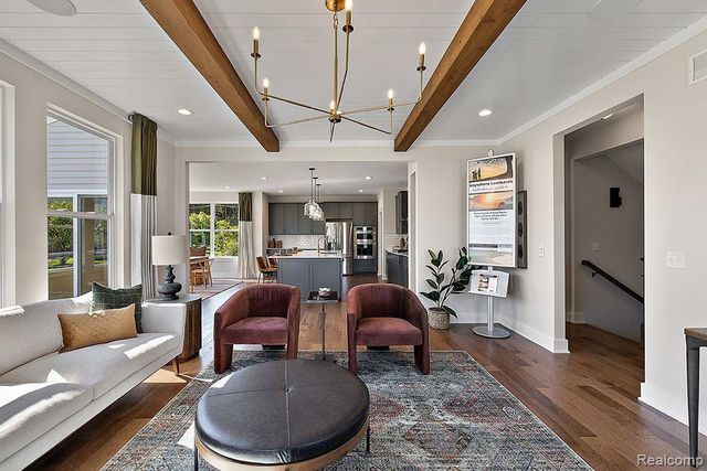 26718 Starters Way, South Lyon, MI 48178