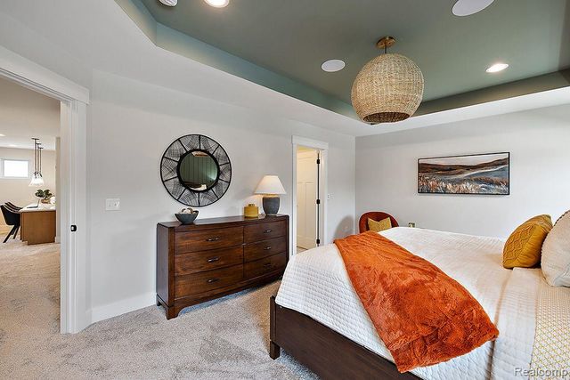 26718 Starters Way, South Lyon, MI 48178