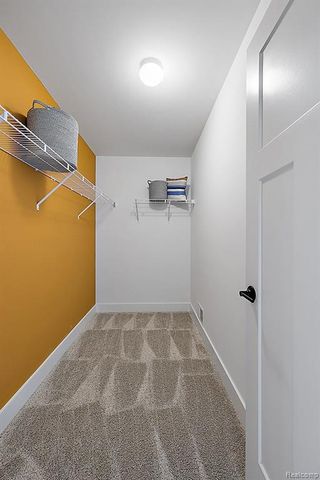 26718 Starters Way, South Lyon, MI 48178