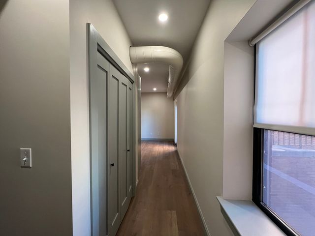 160 Seabury St 12, Fall River, MA 02720