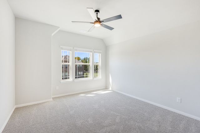 1025 Raptor Road, Alvarado, TX 76009