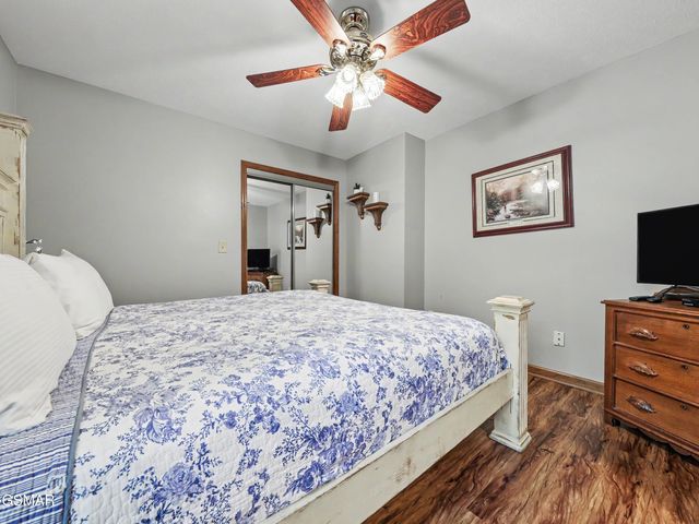 318 Greenwood Way, Pigeon Forge, TN 37863