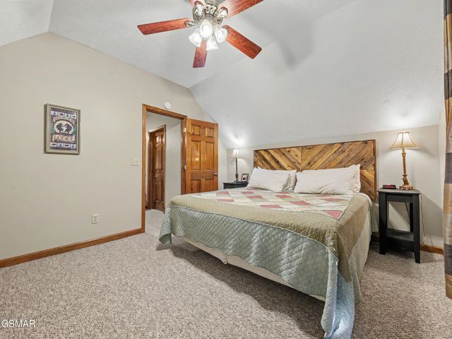 318 Greenwood Way, Pigeon Forge, TN 37863