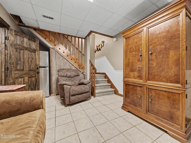 318 Greenwood Way, Pigeon Forge, TN 37863
