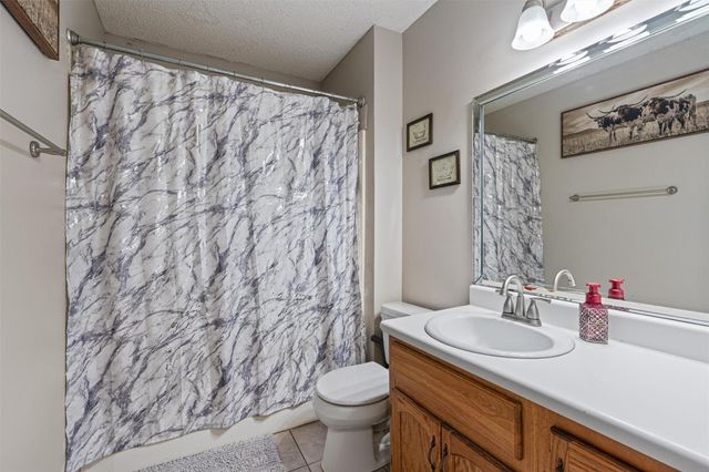 106 Frederick LN, Thorndale, TX 76577