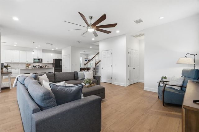 9323 BELLA VITA CIRCLE, Land O Lakes, FL 34637