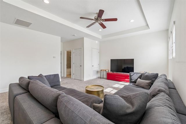 9323 BELLA VITA CIRCLE, Land O Lakes, FL 34637