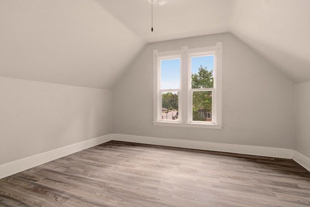 1002 8th STREET S, La Crosse, WI 54601