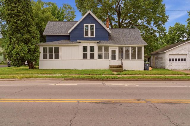 1002 8th STREET S, La Crosse, WI 54601