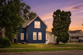 1002 8th STREET S, La Crosse, WI 54601