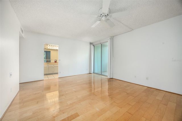 1719 NW 23RD AVENUE 3F, Gainesville, FL 32605