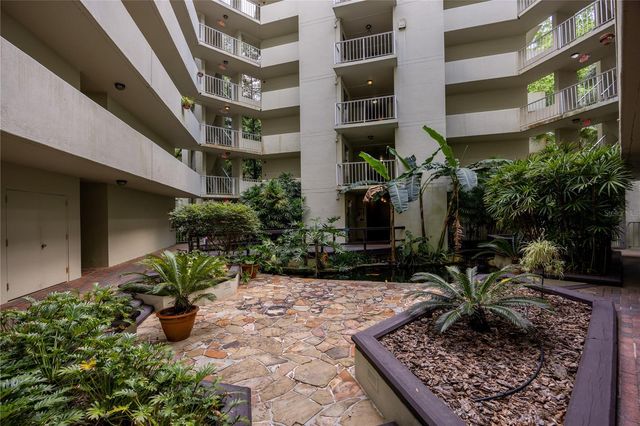 1719 NW 23RD AVENUE 3F, Gainesville, FL 32605