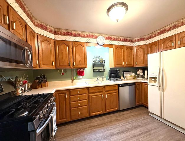 2432 Kopka Court, Bay City, MI 48708