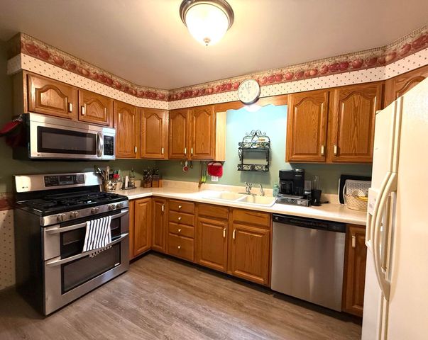 2432 Kopka Court, Bay City, MI 48708