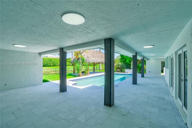 14675 SW 78th Ave, Palmetto Bay, FL 33158
