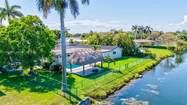 14675 SW 78th Ave, Palmetto Bay, FL 33158
