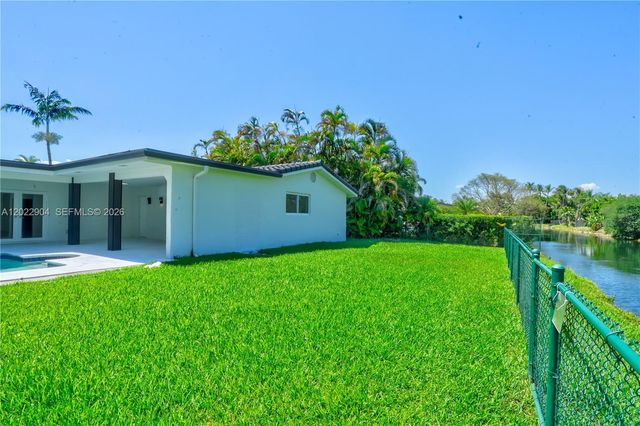 14675 SW 78th Ave, Palmetto Bay, FL 33158