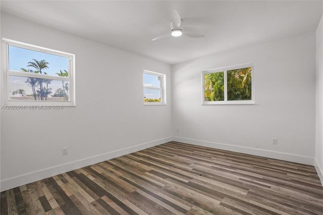 14675 SW 78th Ave, Palmetto Bay, FL 33158