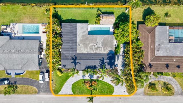 14675 SW 78th Ave, Palmetto Bay, FL 33158