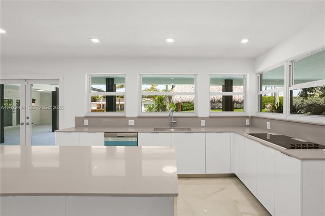 14675 SW 78th Ave, Palmetto Bay, FL 33158
