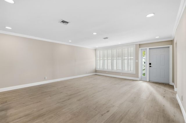 2000 NE 17TH Court 1-2, Fort Lauderdale, FL 33305