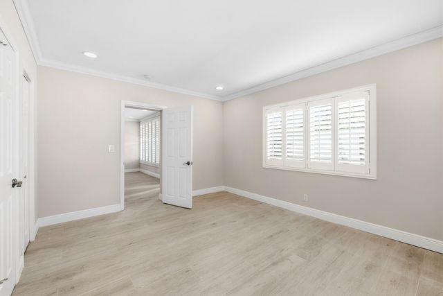 2000 NE 17TH Court 1-2, Fort Lauderdale, FL 33305