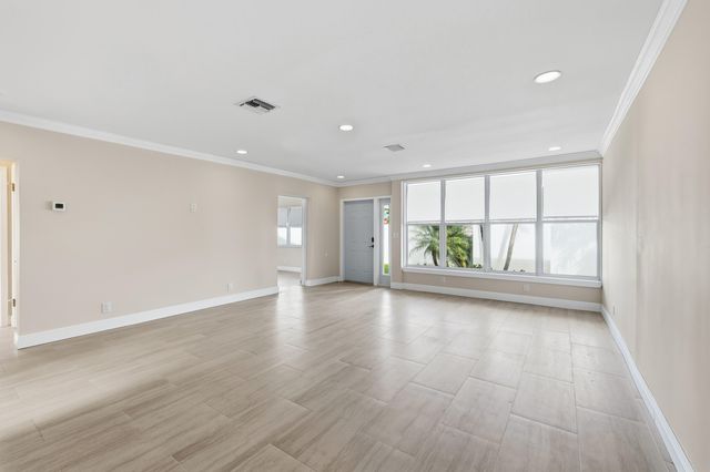 2000 NE 17TH Court 1-2, Fort Lauderdale, FL 33305
