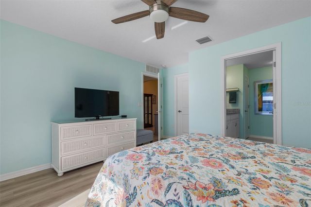 66 PRINCESS RUTH LANE, Palm Coast, FL 32164