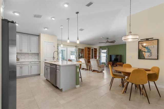 66 PRINCESS RUTH LANE, Palm Coast, FL 32164